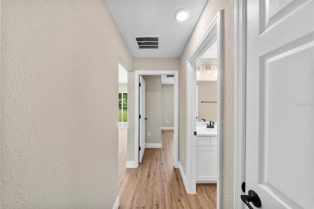 6042 NW 65TH STREET, Ocala, FL 34482