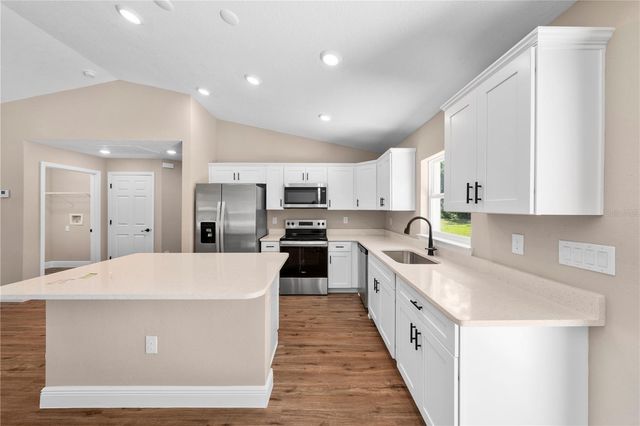 6042 NW 65TH STREET, Ocala, FL 34482
