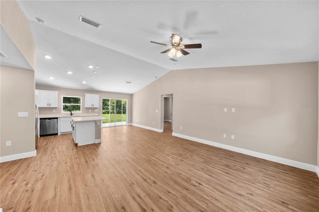 6042 NW 65TH STREET, Ocala, FL 34482
