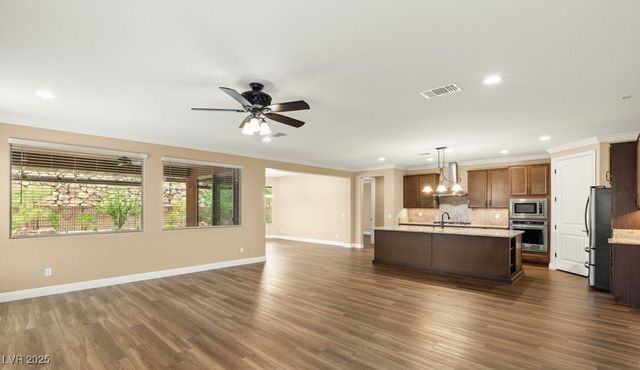 1155 Dreamcatcher Bluff, Mesquite, NV 89034