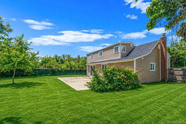 18 Lark Drive, Centereach, NY 11720