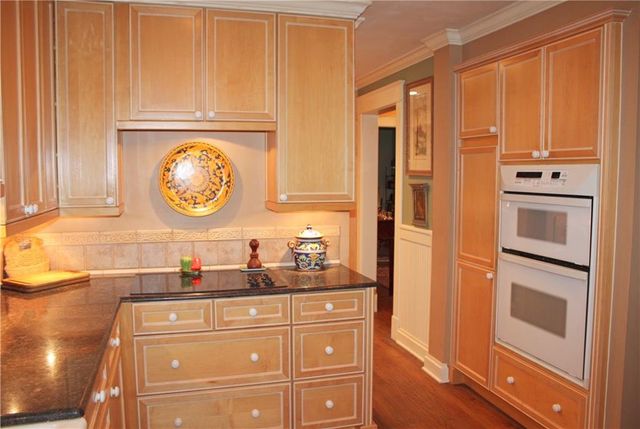 4130 Mercier Street, Kansas City, MO 64111