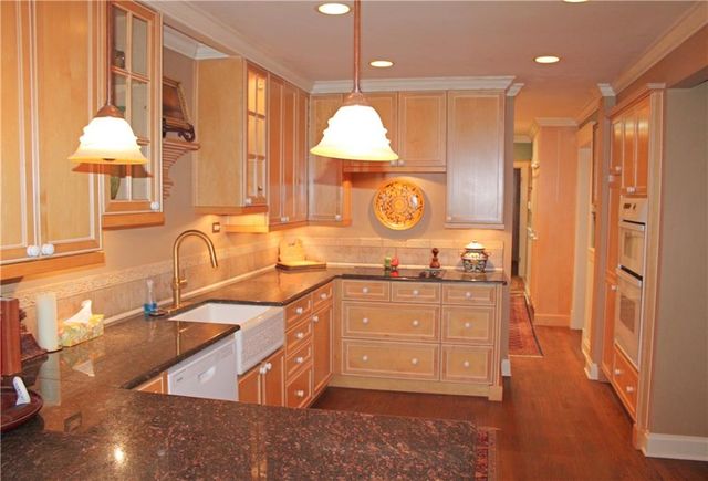 4130 Mercier Street, Kansas City, MO 64111