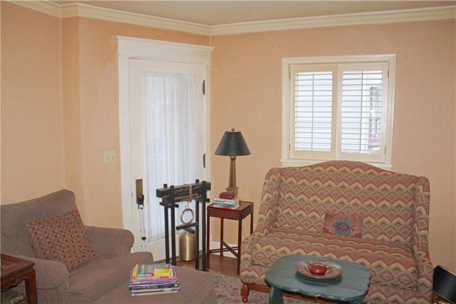 4130 Mercier Street, Kansas City, MO 64111