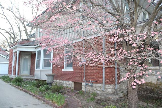 4130 Mercier Street, Kansas City, MO 64111