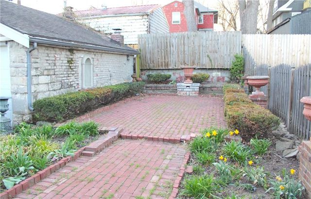 4130 Mercier Street, Kansas City, MO 64111