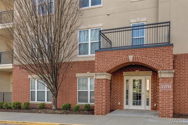 1270 Strassner Drive 3409, St Louis, MO 63144