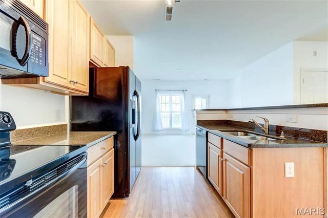 1270 Strassner Drive 3409, St Louis, MO 63144