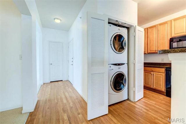 1270 Strassner Drive 3409, St Louis, MO 63144