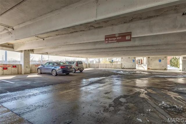 1270 Strassner Drive 3409, St Louis, MO 63144