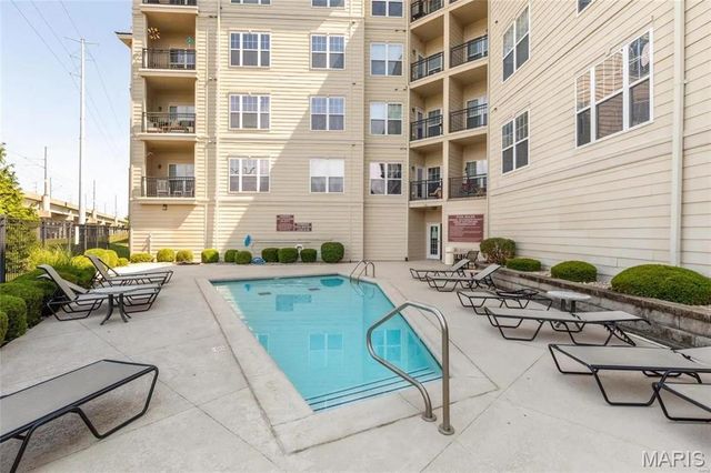 1270 Strassner Drive 3409, St Louis, MO 63144