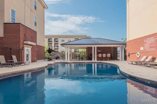 1270 Strassner Drive 3409, St Louis, MO 63144