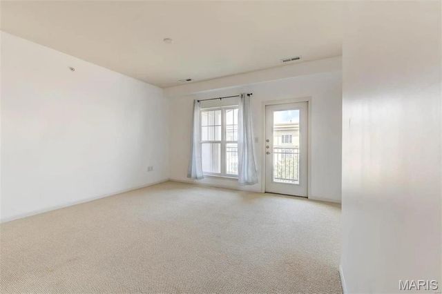 1270 Strassner Drive 3409, St Louis, MO 63144