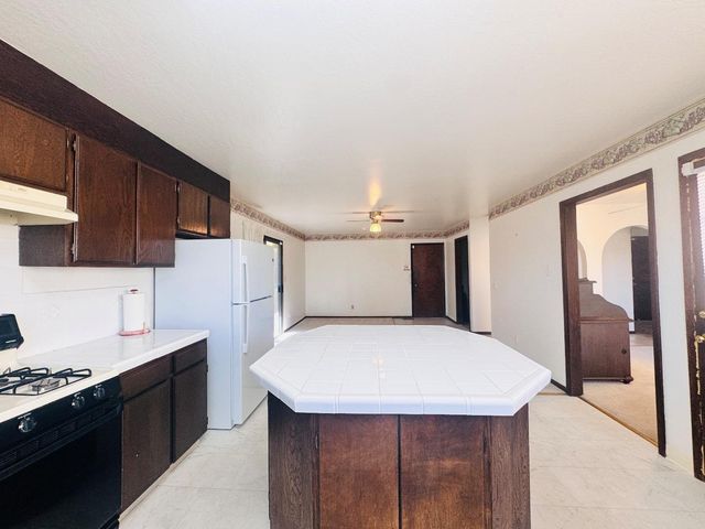 1581 Alta Vista Drive, Hollister, CA 95023