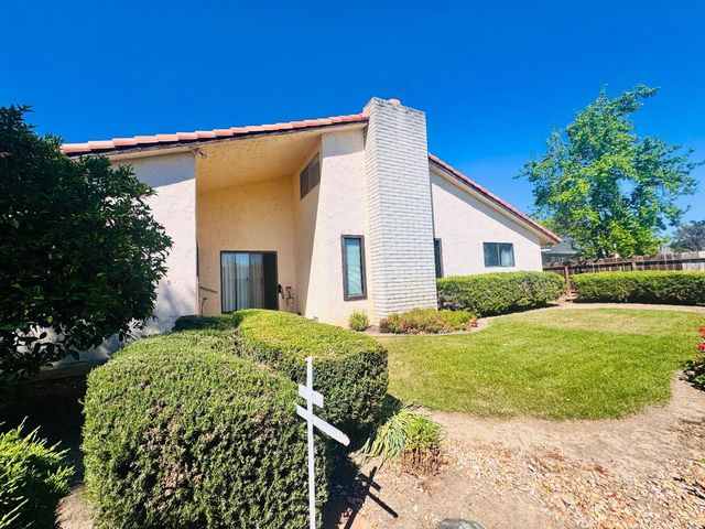 1581 Alta Vista Drive, Hollister, CA 95023