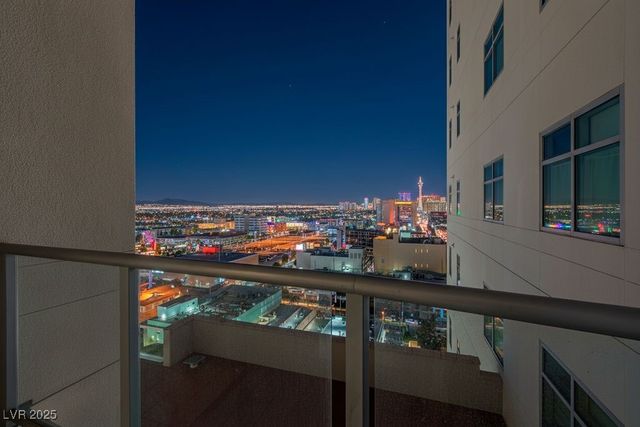 150 Las Vegas Boulevard 1608, Las Vegas, NV 89101