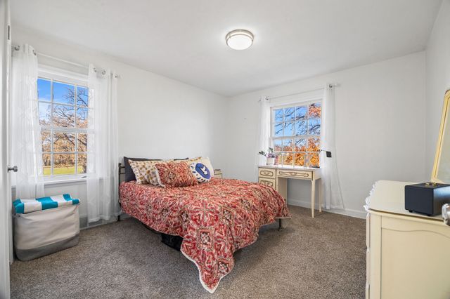 4836 NW Morningstar Drive, Des Moines, IA 50313