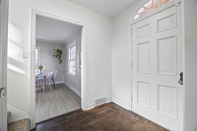 4836 NW Morningstar Drive, Des Moines, IA 50313