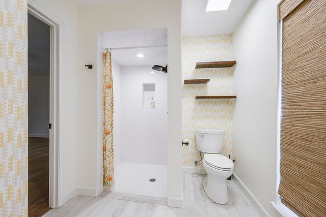 501 N Havenwood Lane, Fort Worth, TX 76112