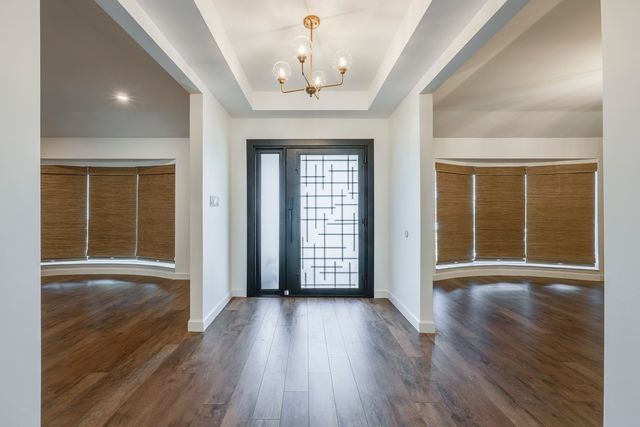 501 N Havenwood Lane, Fort Worth, TX 76112