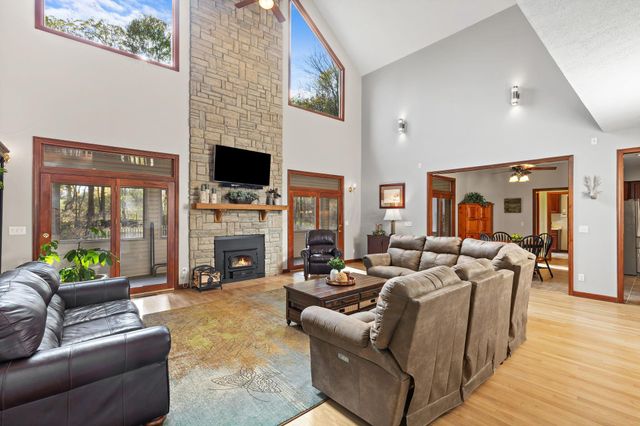 4497 Corner Road, Alexandria, OH 43001