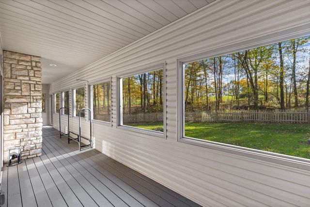 4497 Corner Road, Alexandria, OH 43001