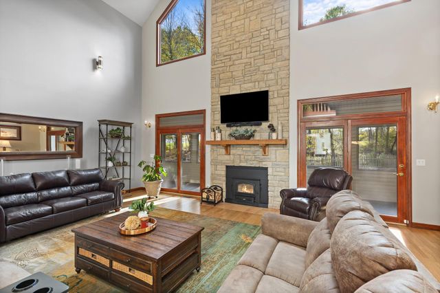 4497 Corner Road, Alexandria, OH 43001