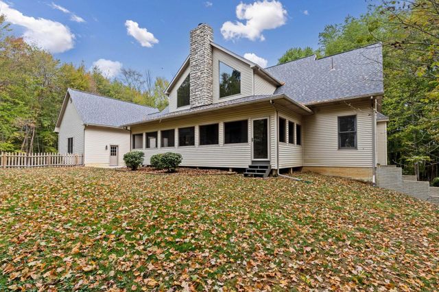 4497 Corner Road, Alexandria, OH 43001