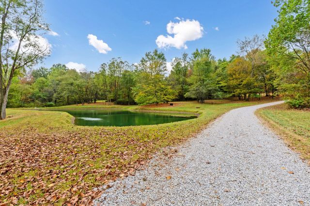 4497 Corner Road, Alexandria, OH 43001