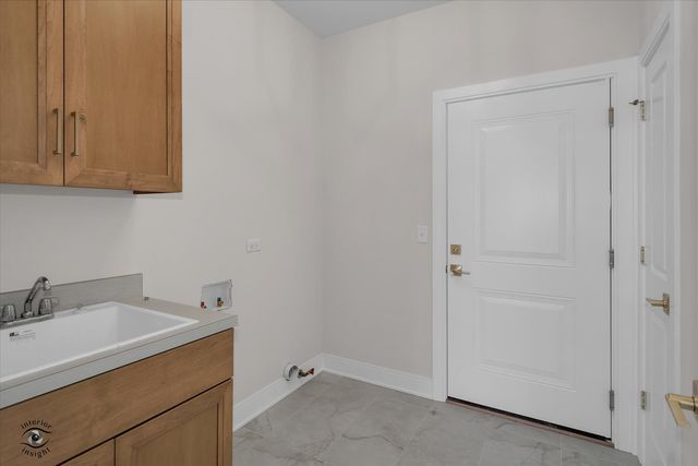 8858 Buffington Breakwater Drive, Frankfort, IL 60423