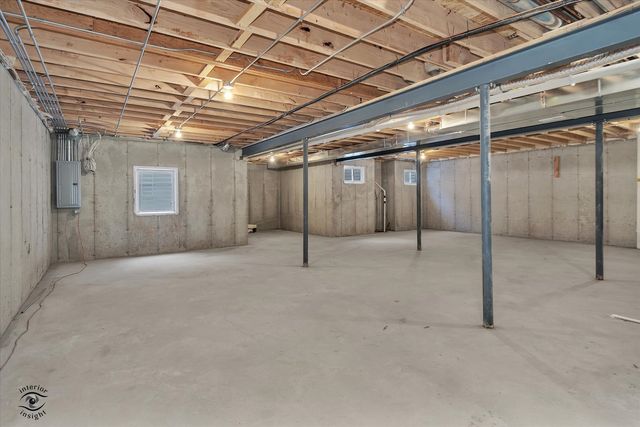 8858 Buffington Breakwater Drive, Frankfort, IL 60423