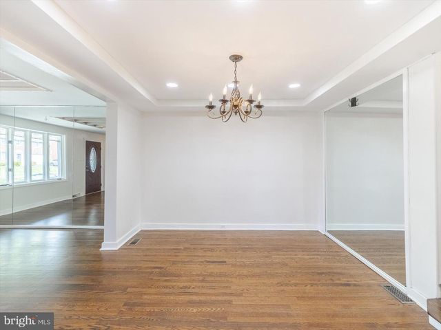 289 FRIENDSHIP RD, Drexel Hill, PA 19026
