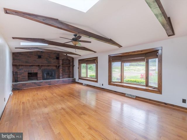 289 FRIENDSHIP RD, Drexel Hill, PA 19026