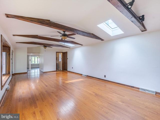 289 FRIENDSHIP RD, Drexel Hill, PA 19026