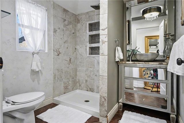 8430 Kickapoo Street, De Soto, KS 66018