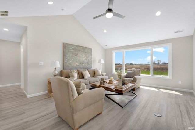 1016 Bryce Circle, Ligonier, IN 46767