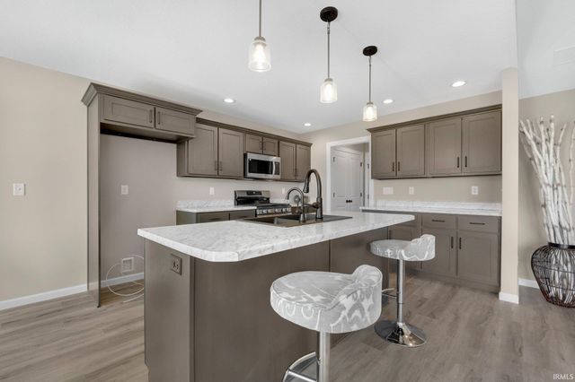 1016 Bryce Circle, Ligonier, IN 46767