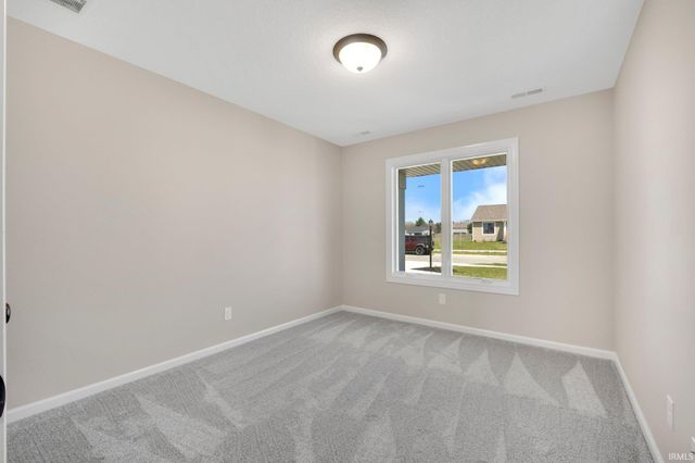 1016 Bryce Circle, Ligonier, IN 46767