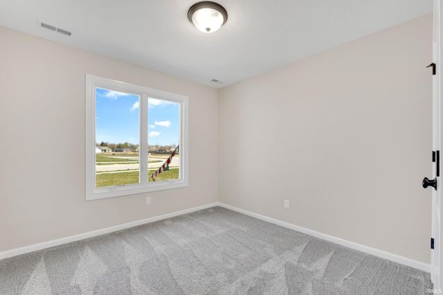 1016 Bryce Circle, Ligonier, IN 46767