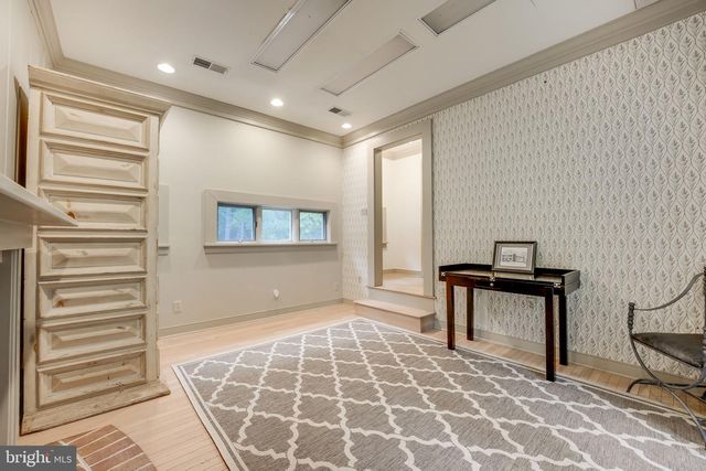 8130 WINDSOR DR, King George, VA 22485