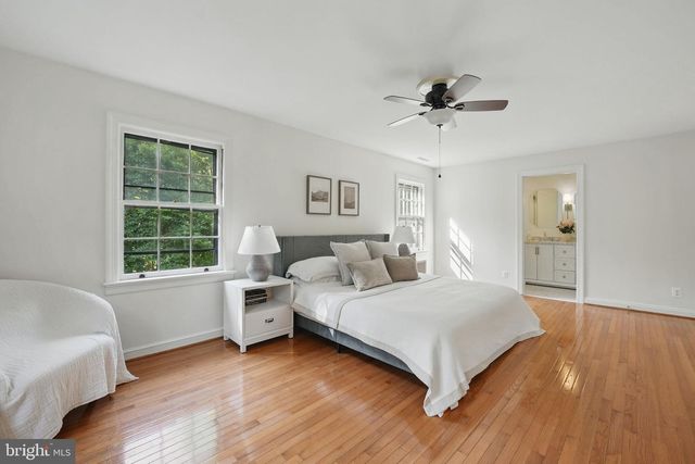 8130 WINDSOR DR, King George, VA 22485