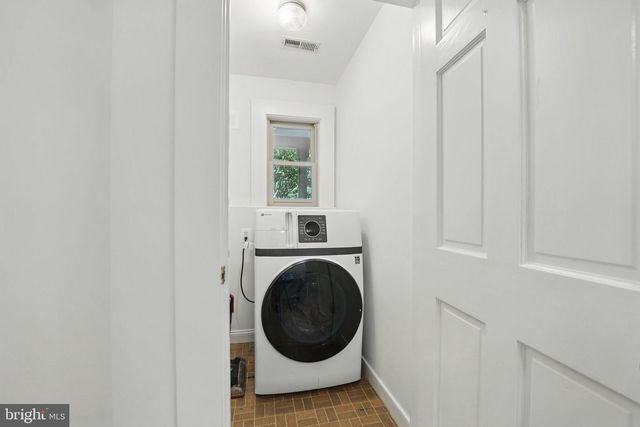 8130 WINDSOR DR, King George, VA 22485