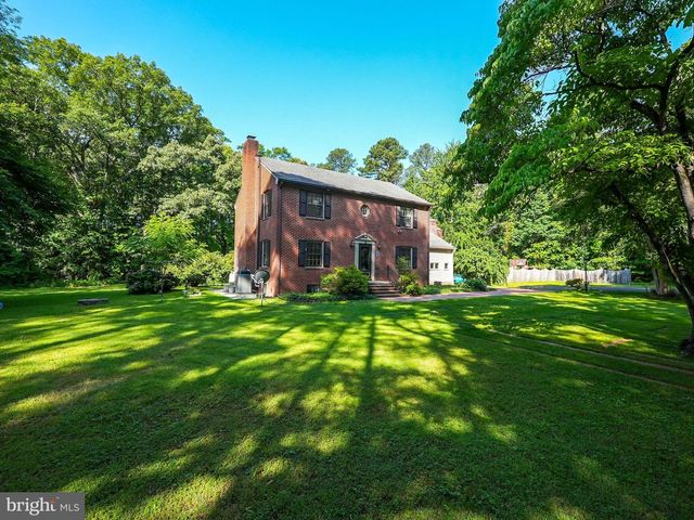 8130 WINDSOR DR, King George, VA 22485