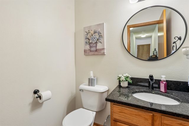 6312 NW 96th Street, Johnston, IA 50131