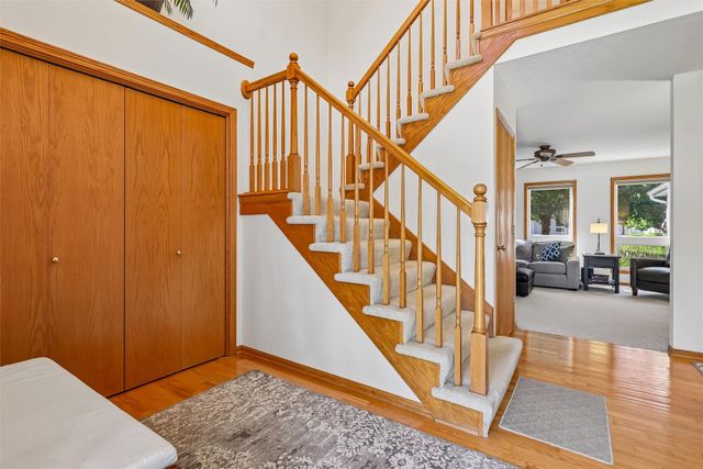 6312 NW 96th Street, Johnston, IA 50131