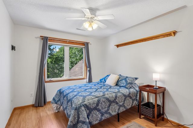 6312 NW 96th Street, Johnston, IA 50131