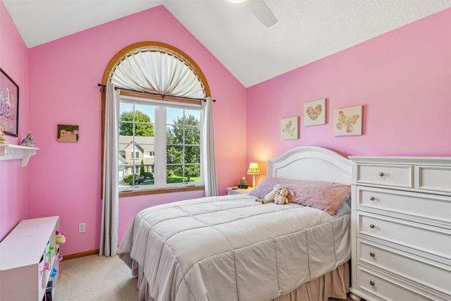 6312 NW 96th Street, Johnston, IA 50131