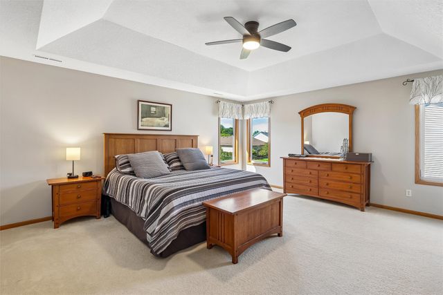 6312 NW 96th Street, Johnston, IA 50131