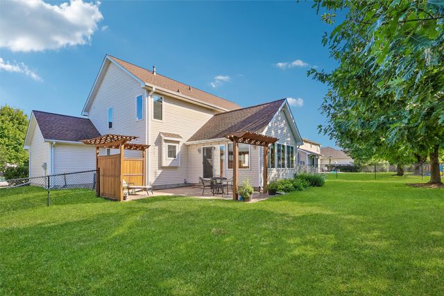 6312 NW 96th Street, Johnston, IA 50131
