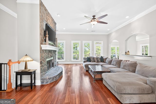 1121 Deer Trail, Bishop, GA 30621